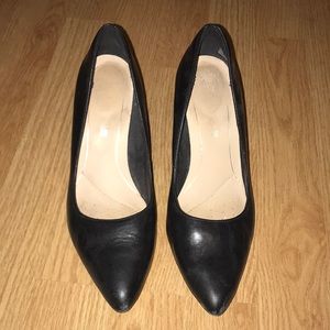 Black Clark Pumps